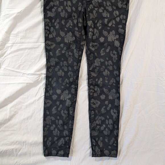 CHICO'S OOR SIZE 2R WOMEN'S PANTS SPOT PRINT FASHION WEAR STYLE WOMAN BLACK - Picture 2 of 16